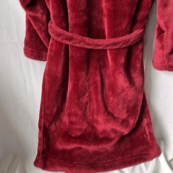 Stars Above Burgundy Robe - Picture 8 of 13